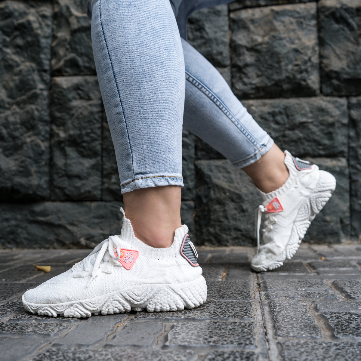 کفش ورزشی Ultra Boost دخترانه سفید مدل Rira