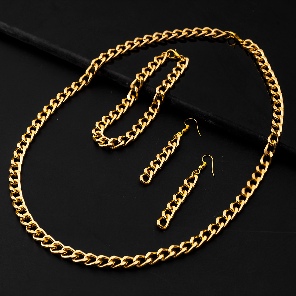 نیم ست زنانه Cartier مدل Mandana