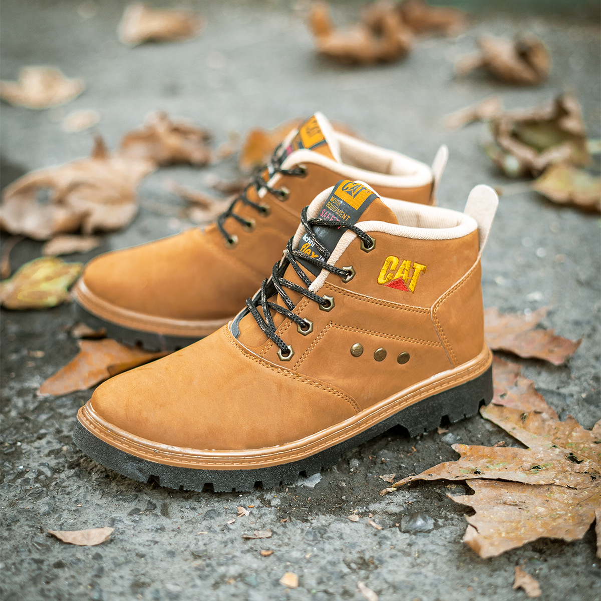 نیم بوت Catمردانه عسلی مدل Scot