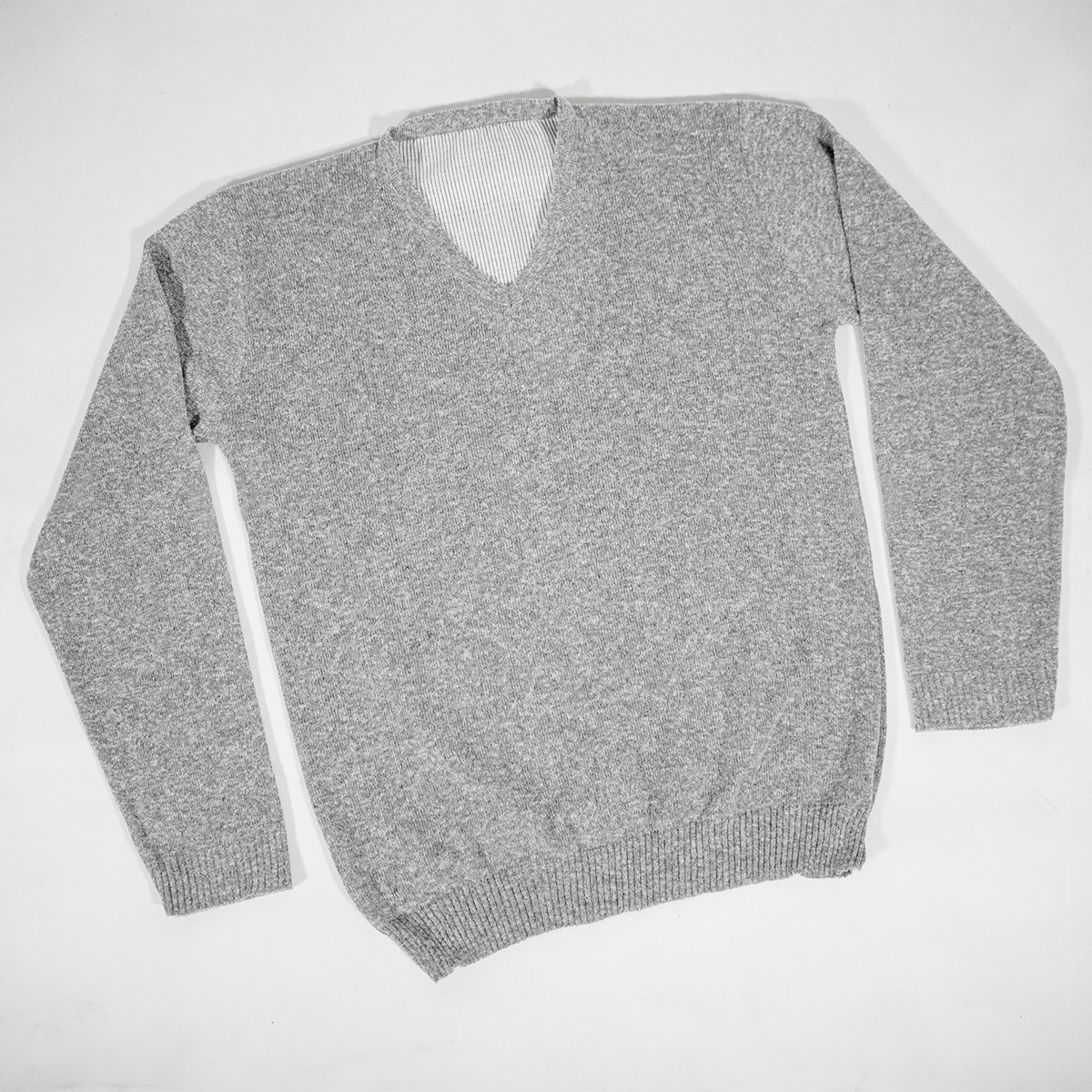 پلیوربافت یقه هفت طوسی مردانه مدلETM