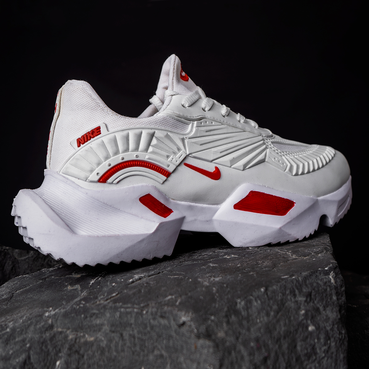 کفش مردانه نایک سفید قرمز مدل FANTON