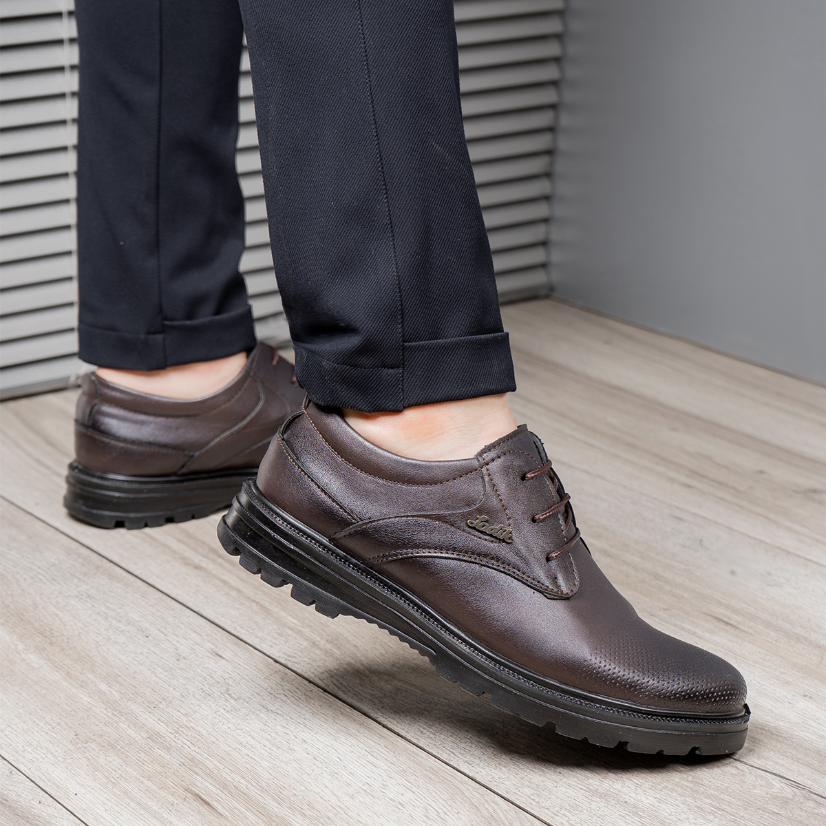 کفش رسمی مردانه قهوه ای مدل Rada