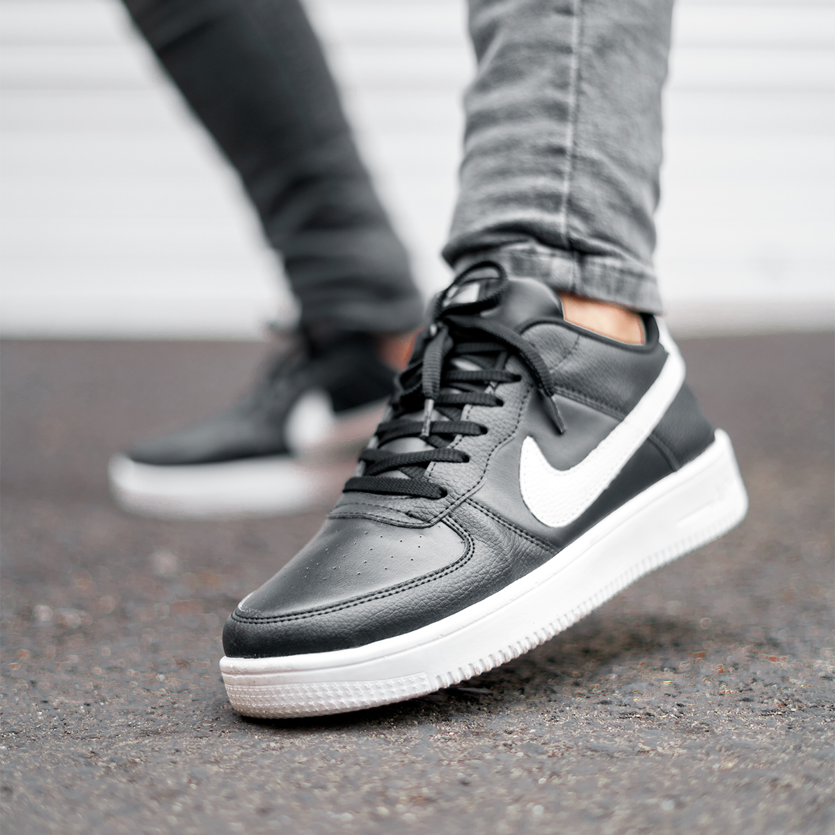 کفش مردانه نایک مشکی مدل Shahin