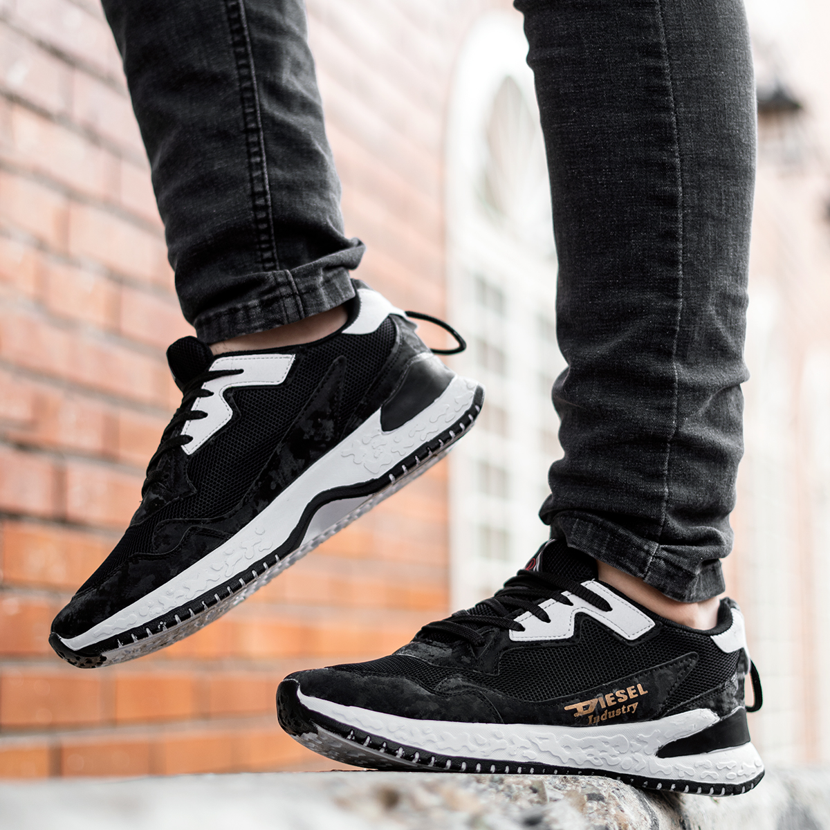 کفش ورزشی مردانه Diesel مدل Viny