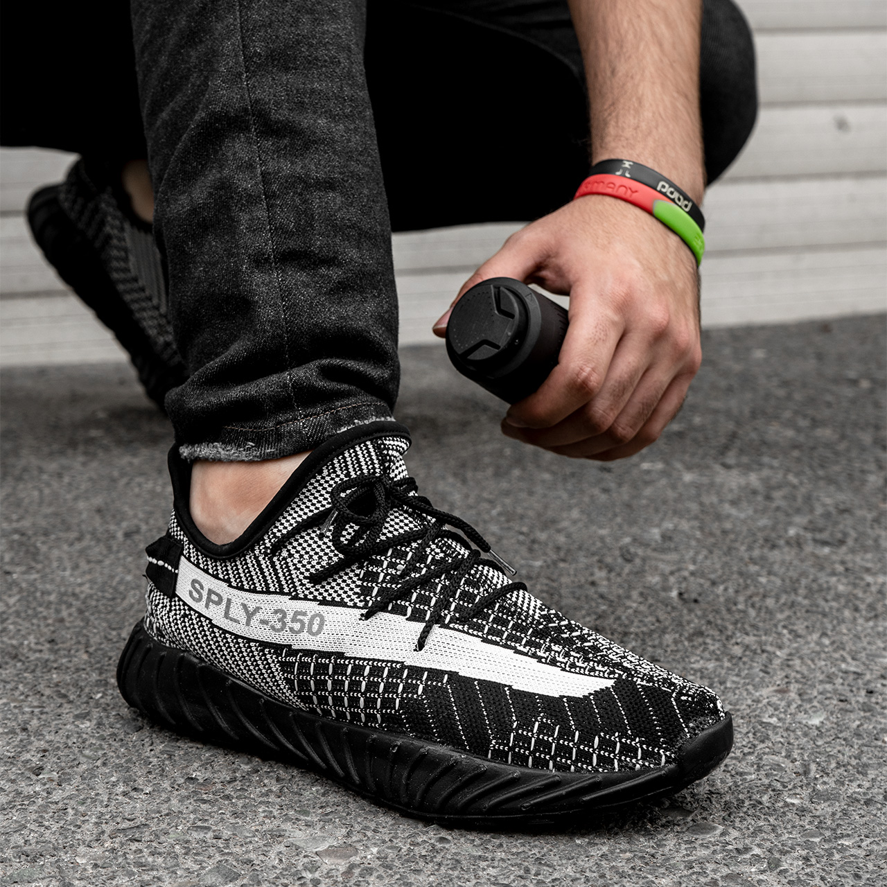 کفش Adidas مشکی مردانه مدل Yeezy 350