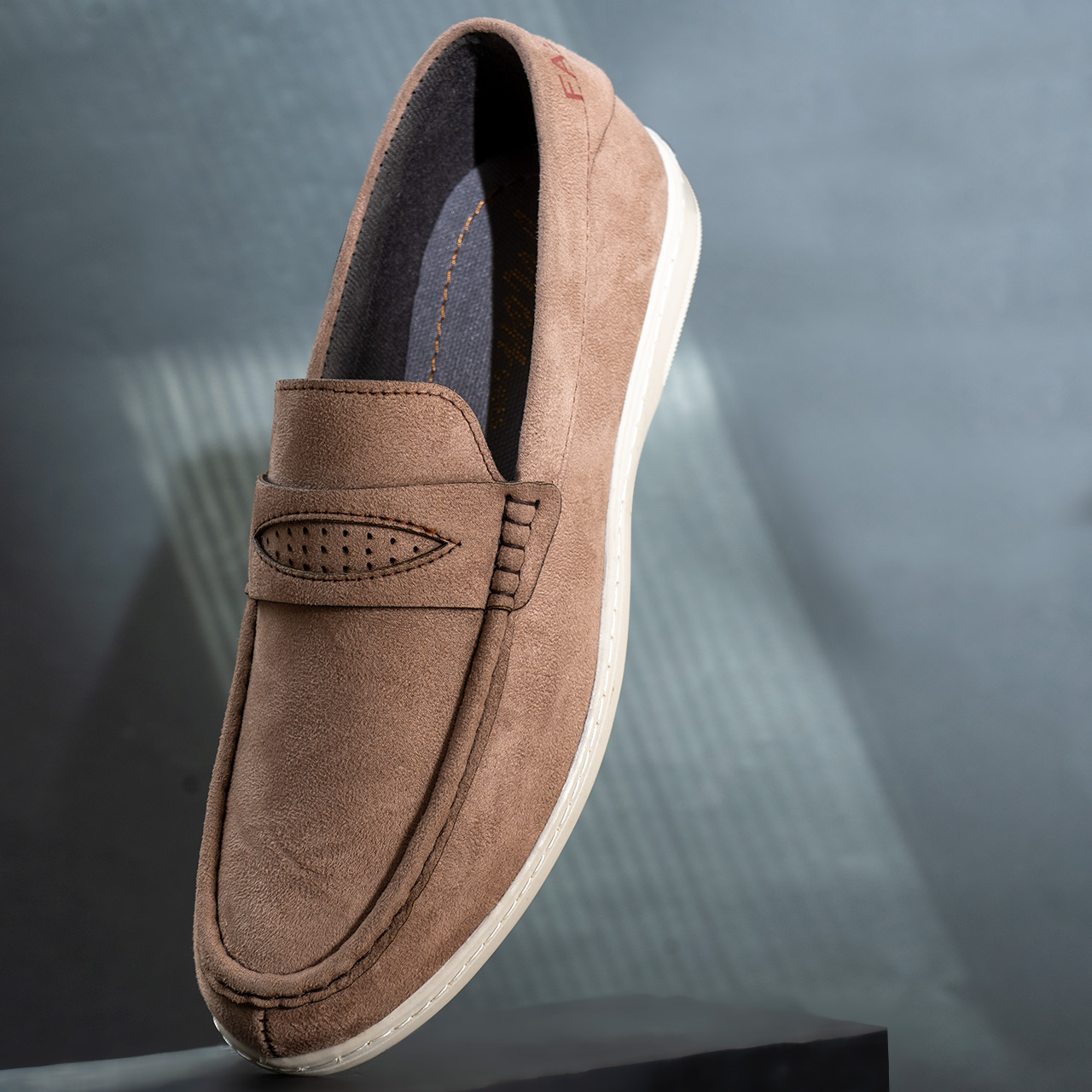 کفش کالج کرم مردانه مدل Aril