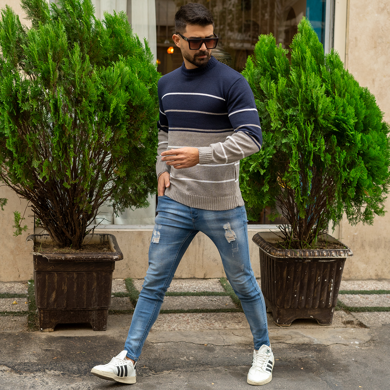 پلیور راه راه طوسی سرمه ای مردانه مدل W852