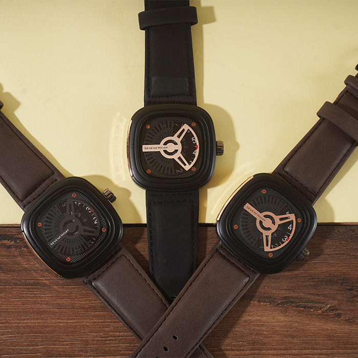 ساعت sevenfriday مشکی مدل zado