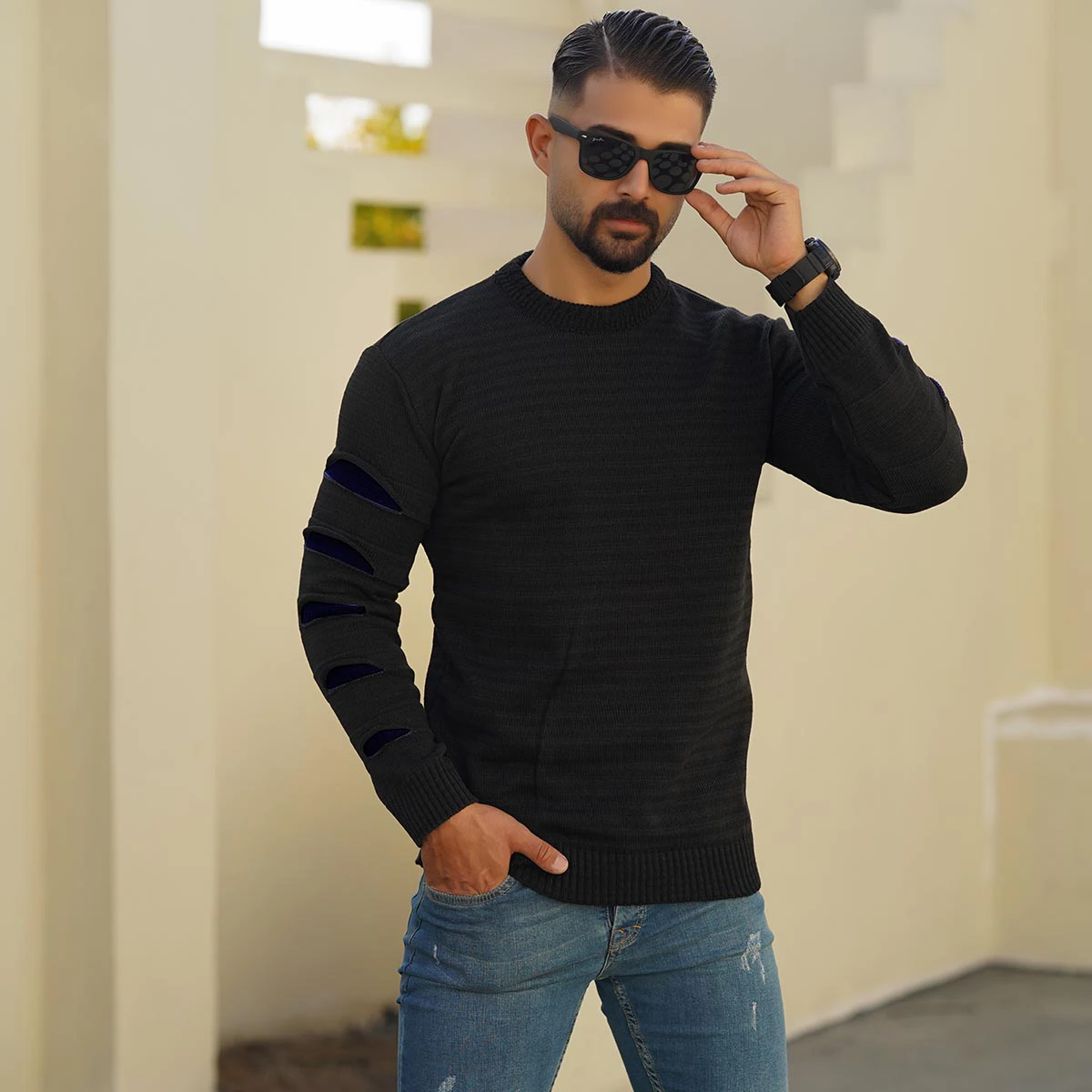 پلیور مردانه یقه گرد مشکی سرمه ای مدل Q20