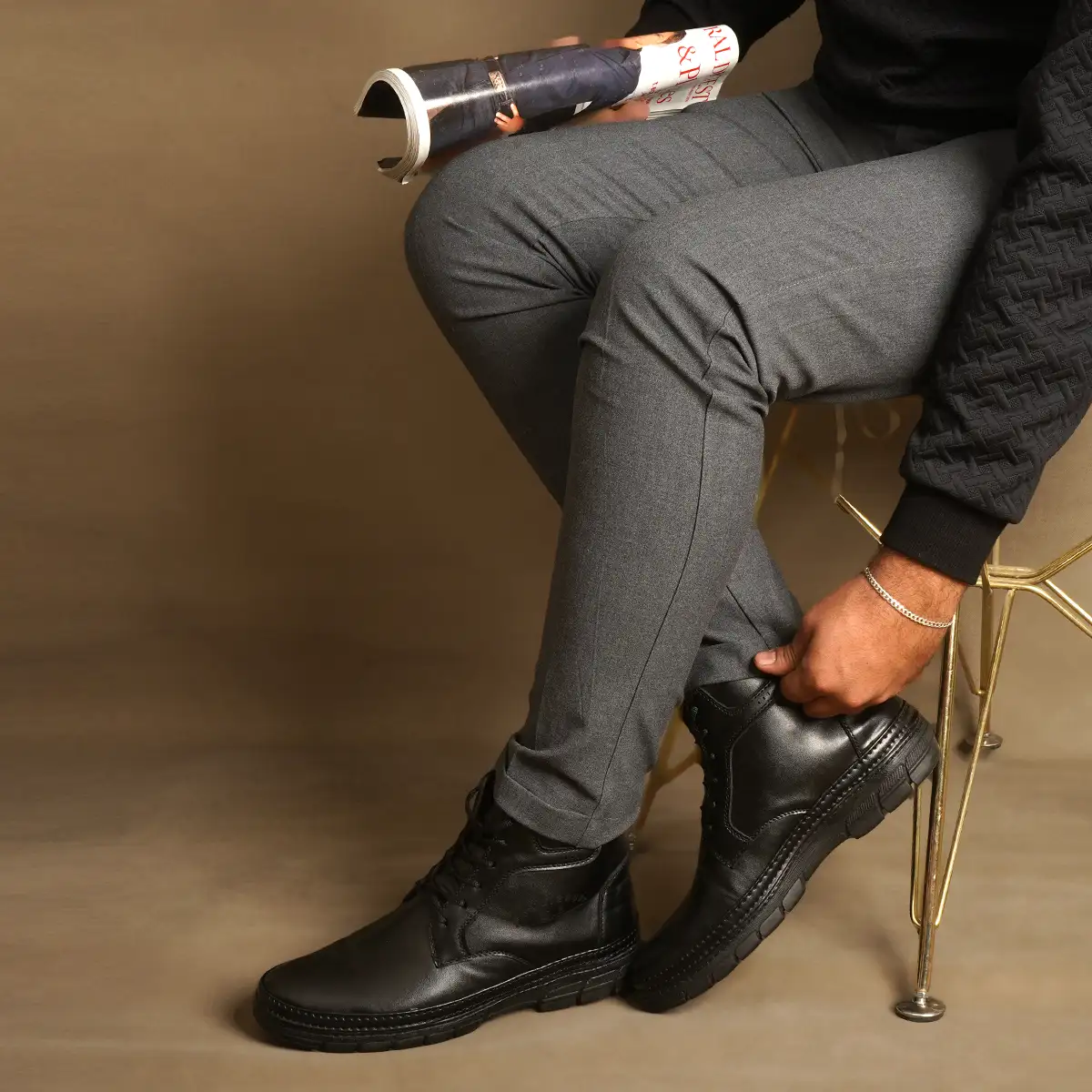 نیم بوت مردانه مشکی مدل karen