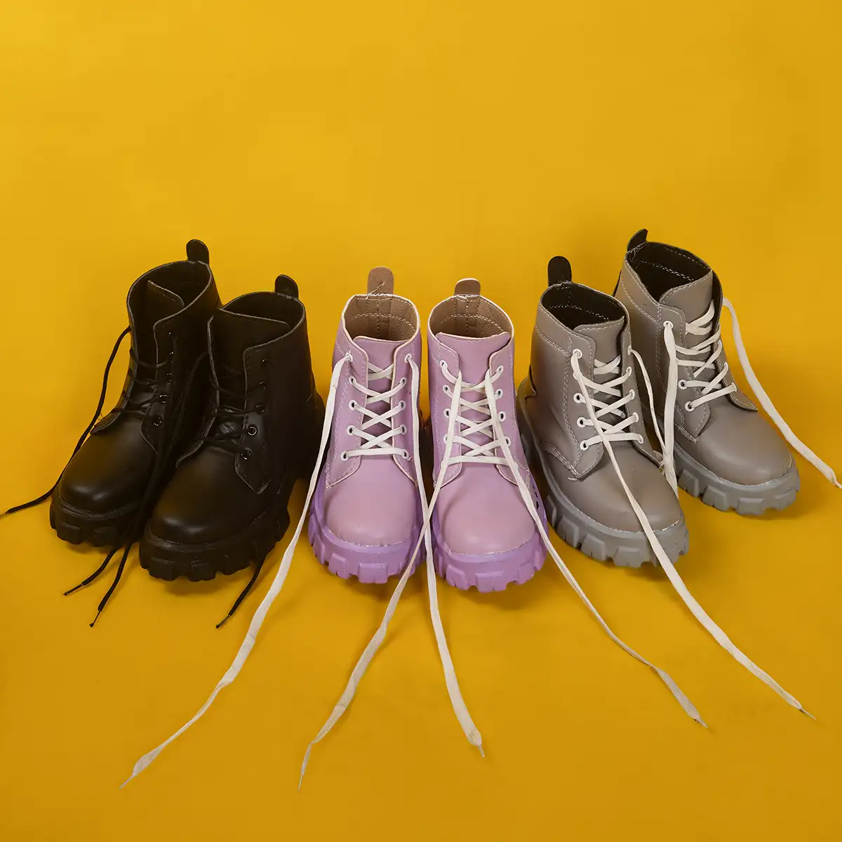 نیم بوت زنانه یاسی مدل Roxana