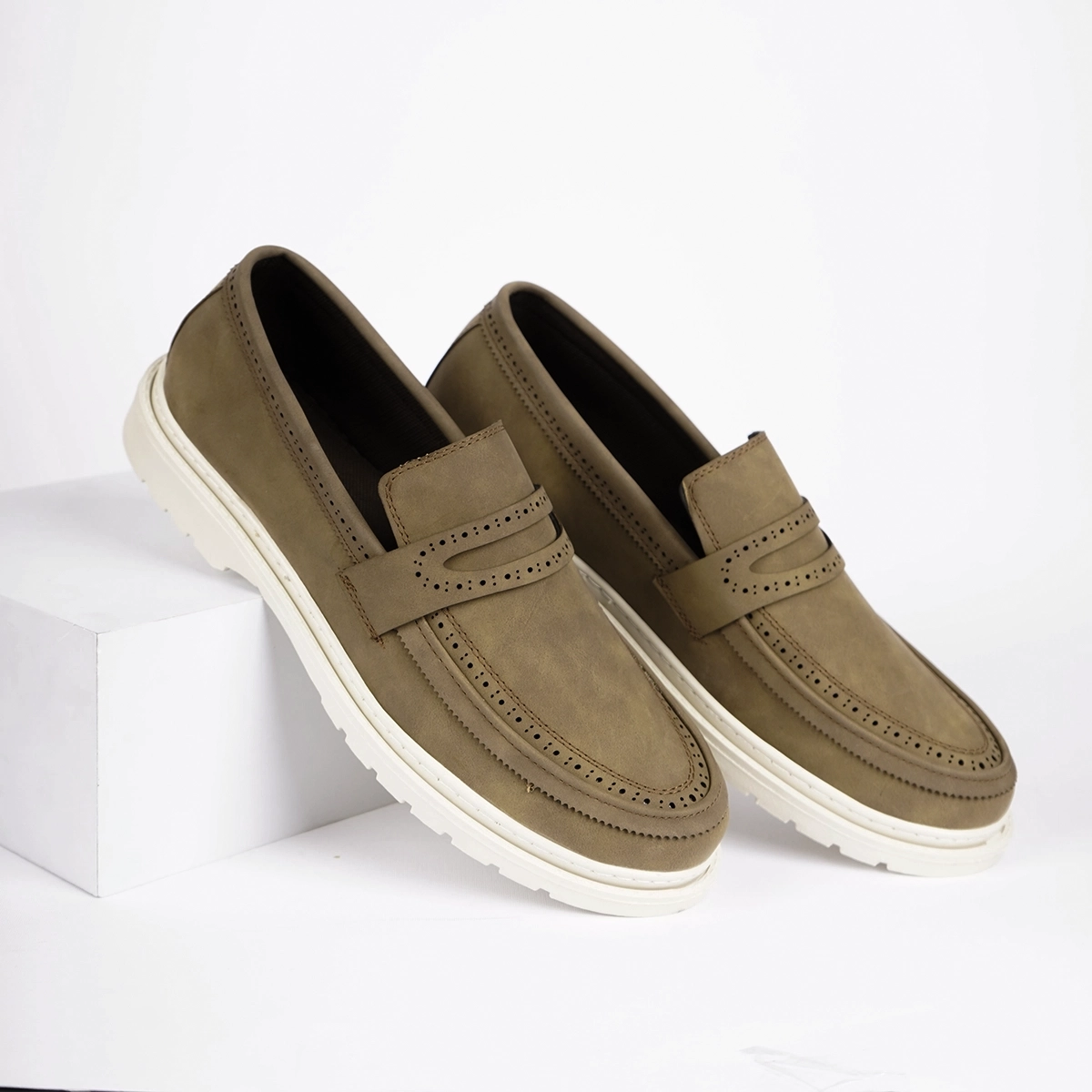 کفش تخت مردانه خاکی مدل Erfan