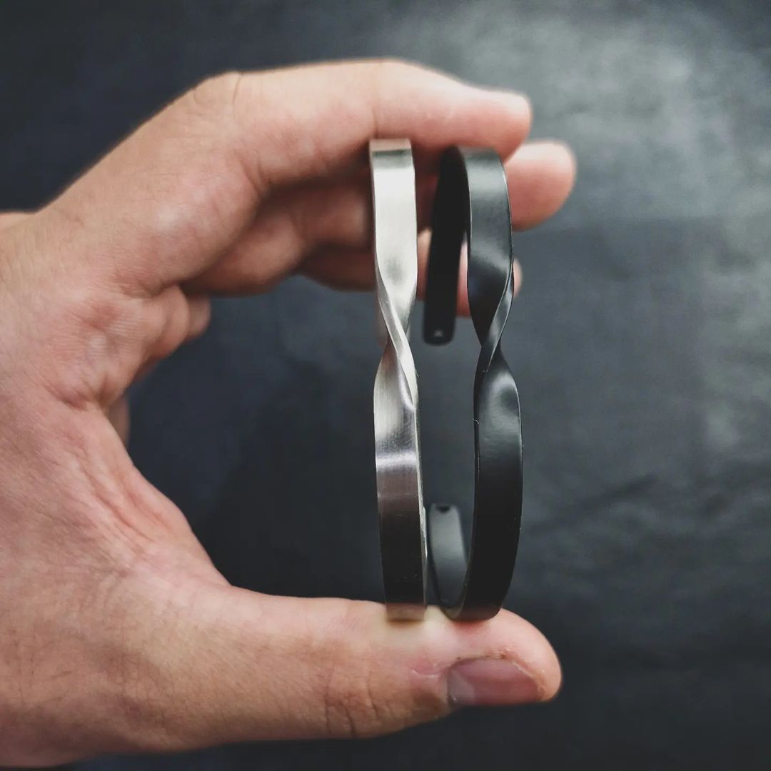 بنگل وسط پیچ نقره ای