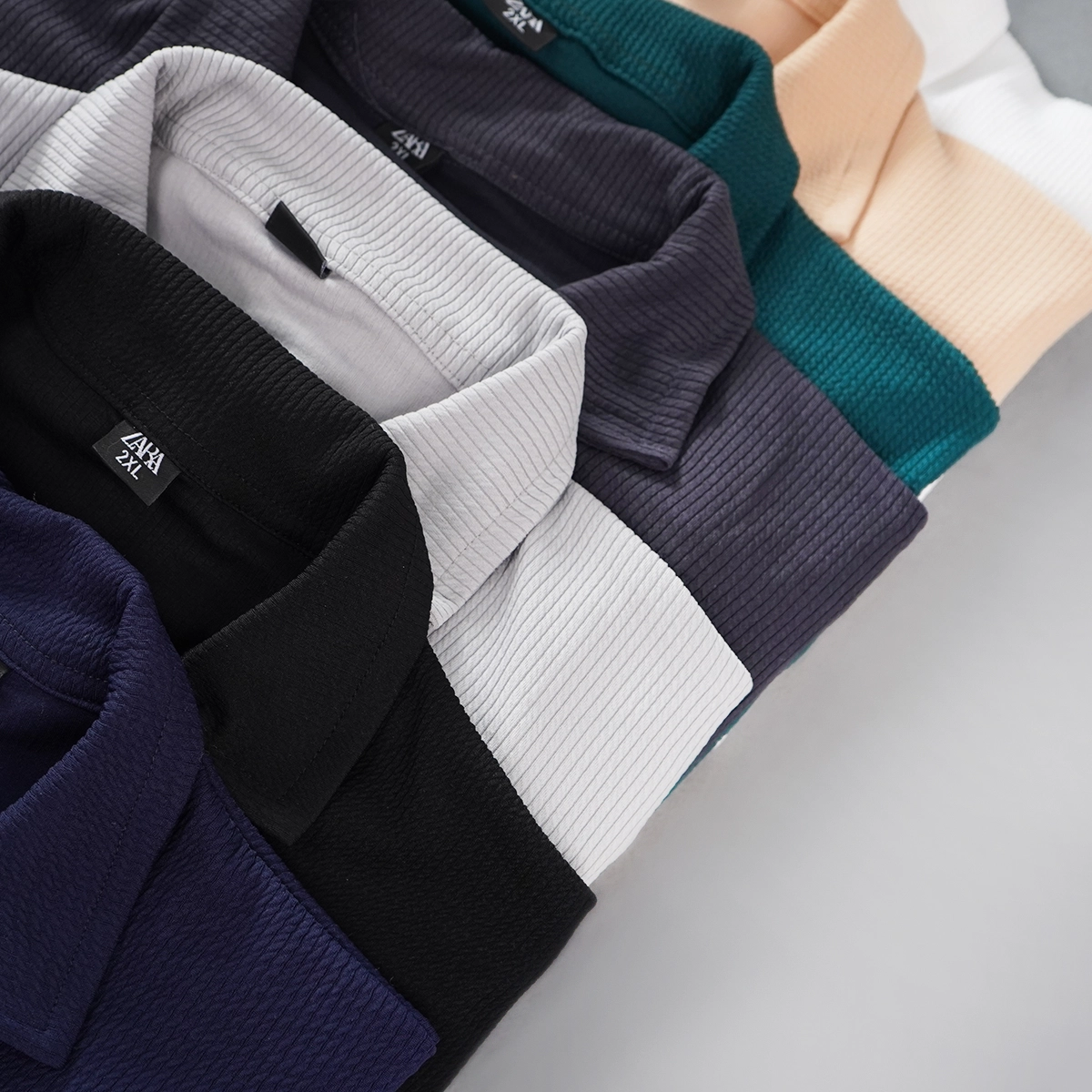 بلوز مردانه نیم زیپ آستین بلند سفید مدل FARBOD