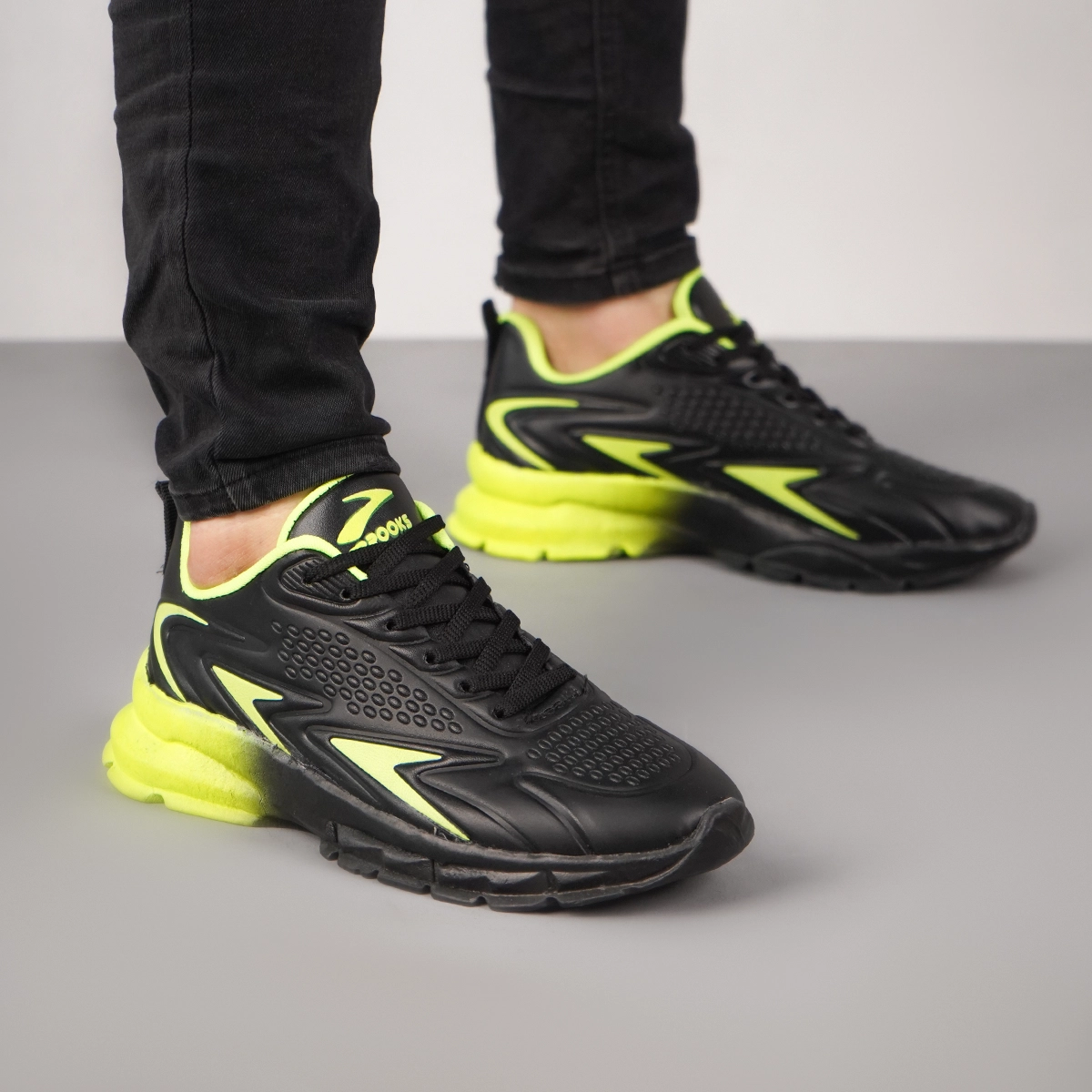 کفش ورزشی مردانه مشکی سبز مدل Marion