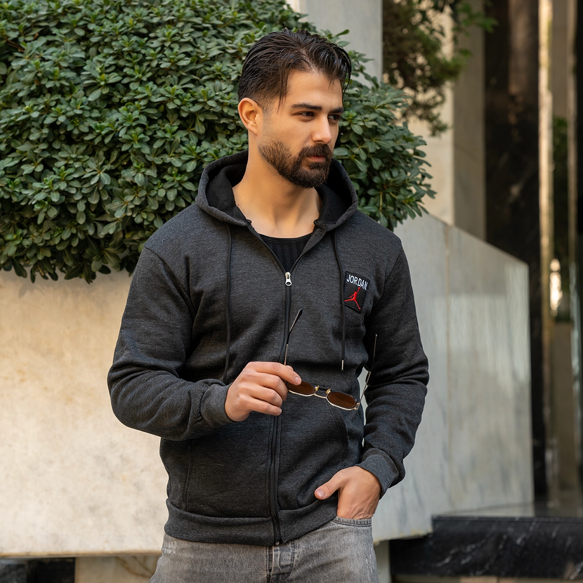 سوییشرت مردانه ذغالی مدل Yazdan