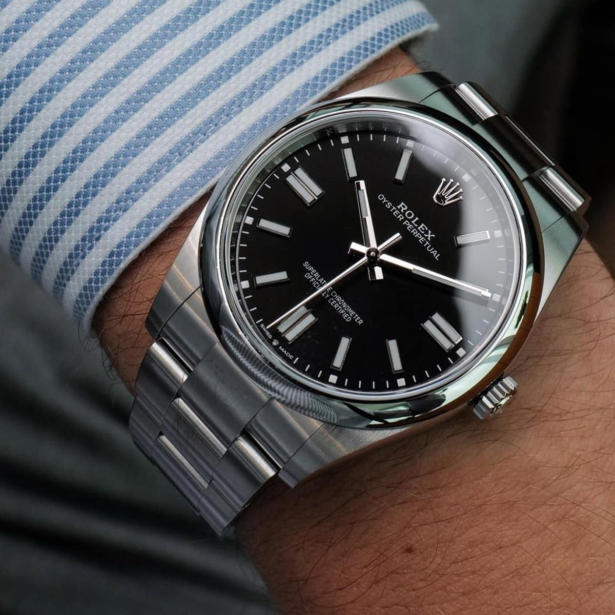 ساعت رولکس نقره ای صفحه مشکی مدل Oyster