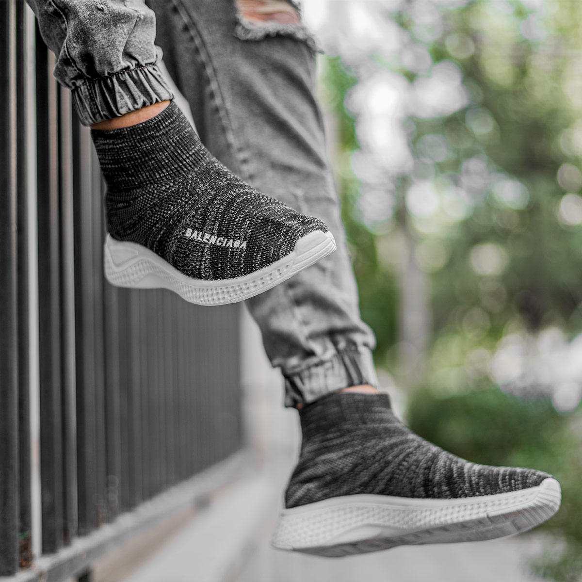 کفش ورزشی Balenciagaمردانه مشکی مدل Lonix