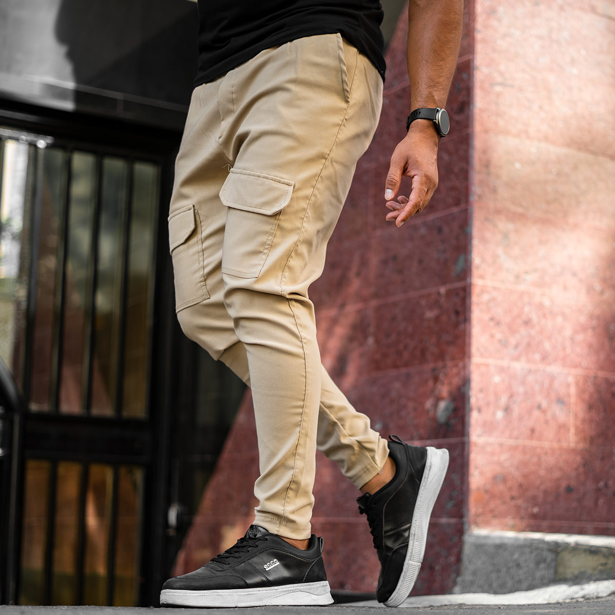 شلوار اسلش مردانه کرم مدل Kiyano