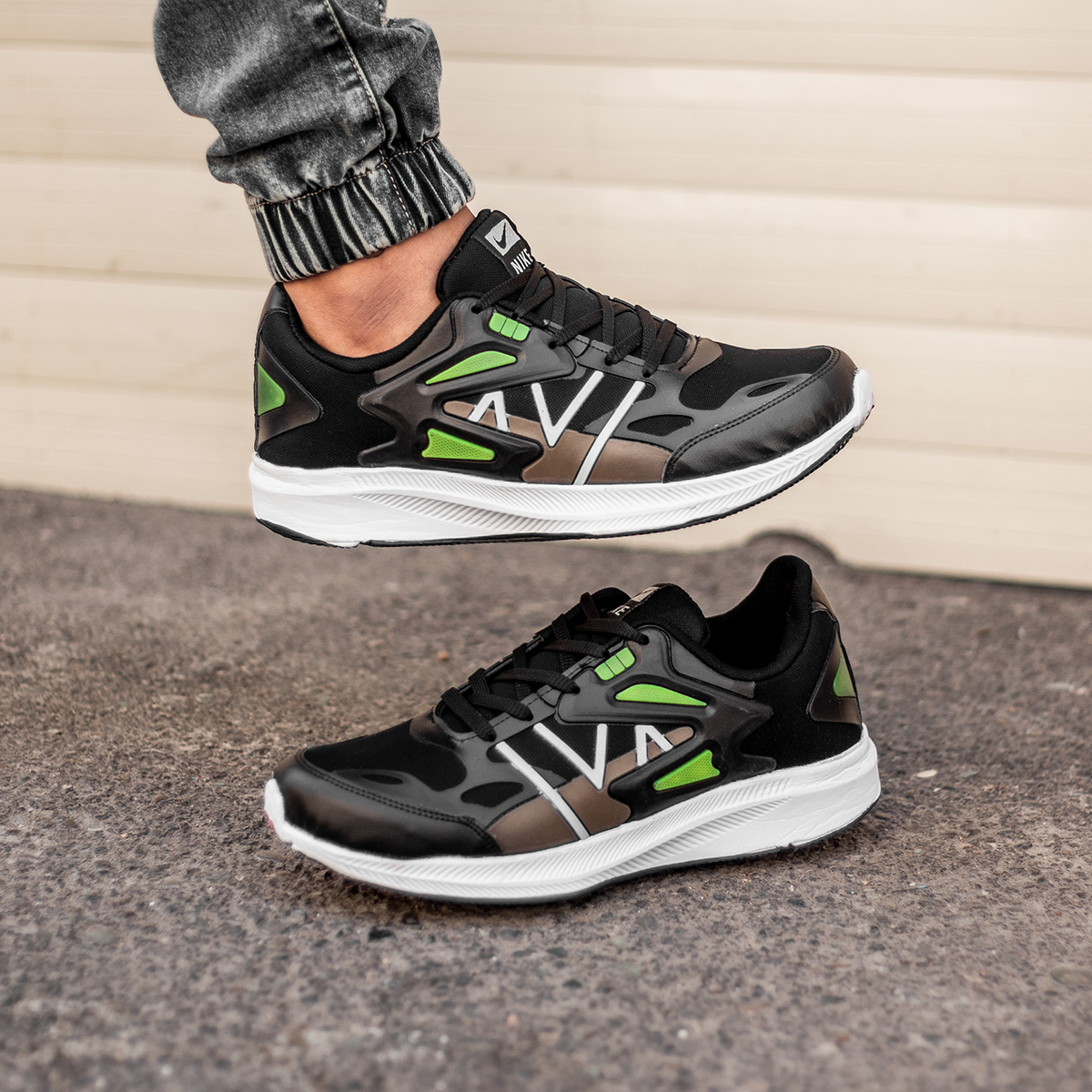 کفش ورزشی Nike مردانه مشکی سبز مدل Cobi