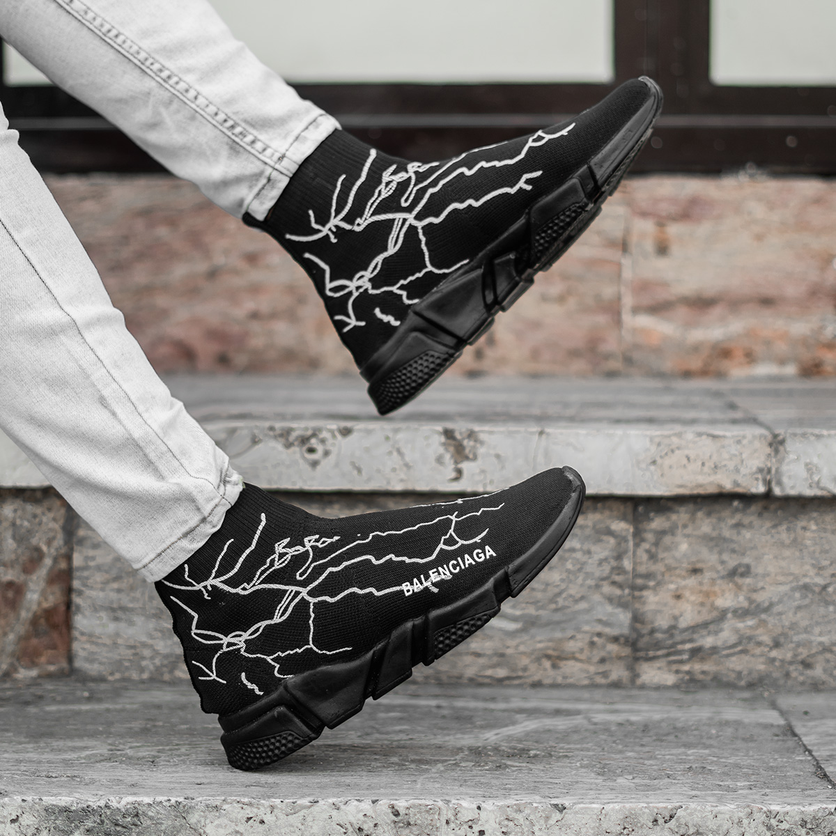 کفش ورزشی Balenciagaمردانه مشکی مدلAgras